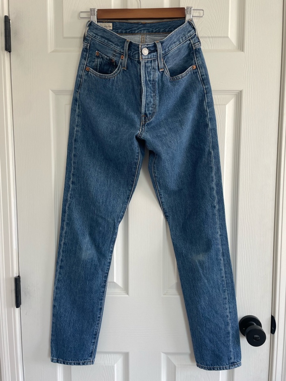 Levi’s 501 High Rise Straight Leg Jeans Medium Wash Classic Denim Size 25